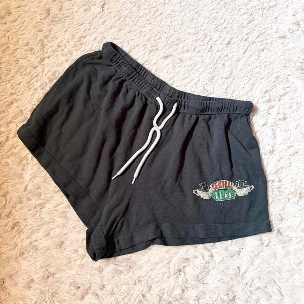Central Perk Friends Nostalgia Coffee Shop Lounge Sleep Shorts Womens L Sitcom
